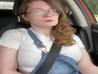 Nerdy Country sweetheart Rubs Herself in her Car