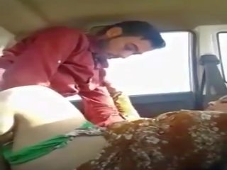Jó keres pakisztáni szajha szar egy fallosz -ban a autó