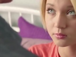 Hap baba helps insecure vogëlushe - pornhub.com