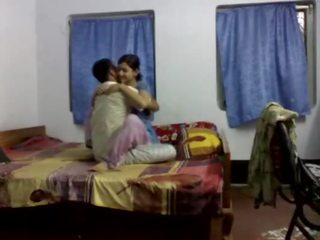 Bengali stupendous pasangan buatan sendiri seks filem skandal pada bilik tidur - wowmoyback